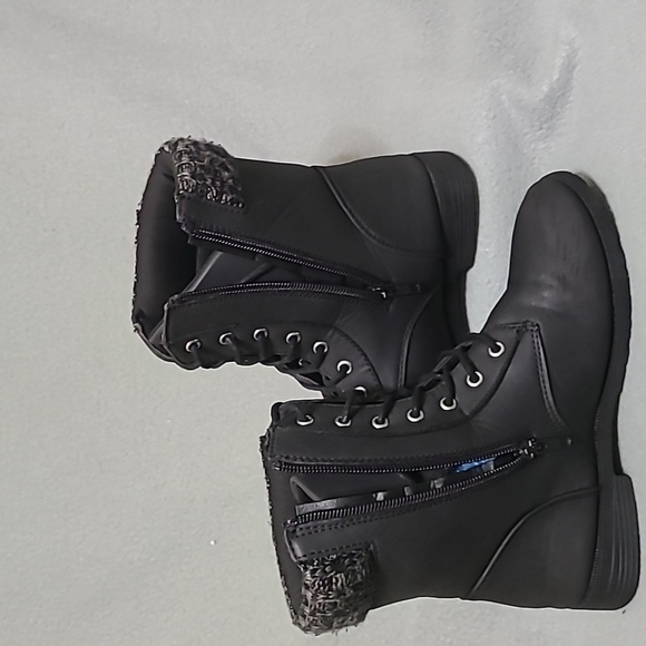 CHEROKEE Girls Black Lace Up Side Zip Fleece Tip Ankle Booties - Size 2 - Picture 4 of 10